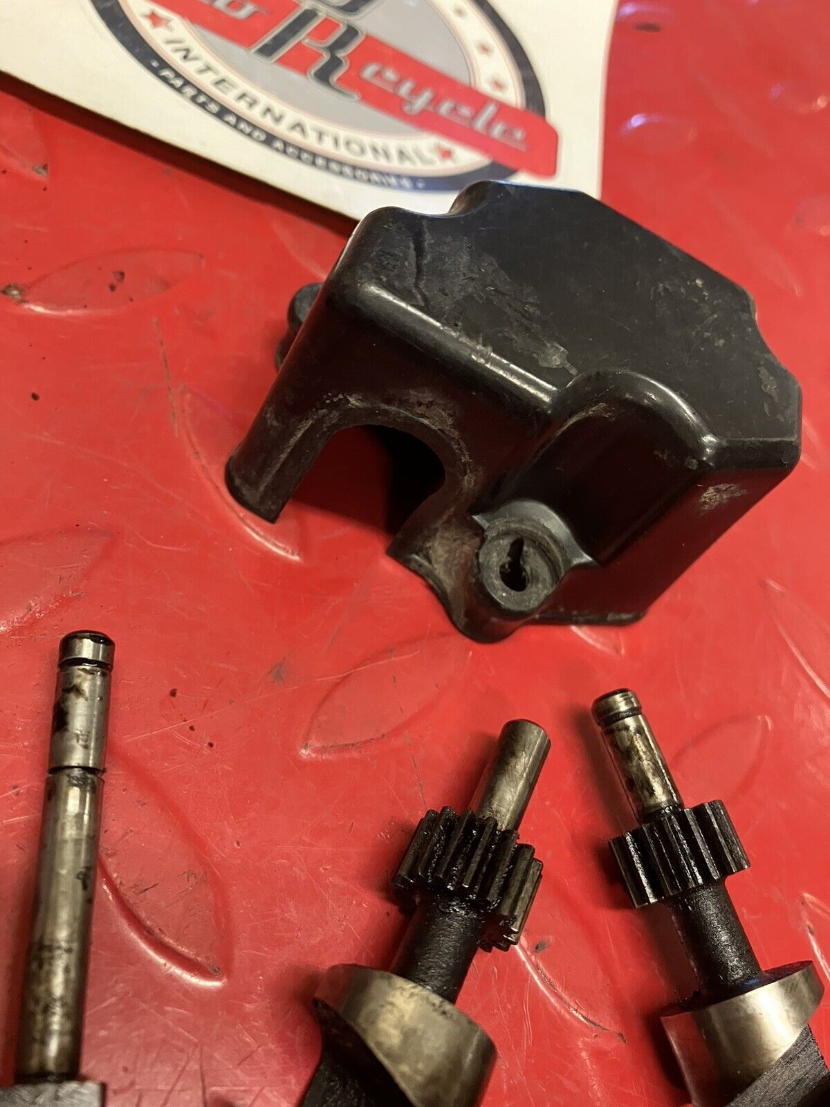 Kawasaki KX125 1986 complete power exhaust valve assembly cover governor shaft