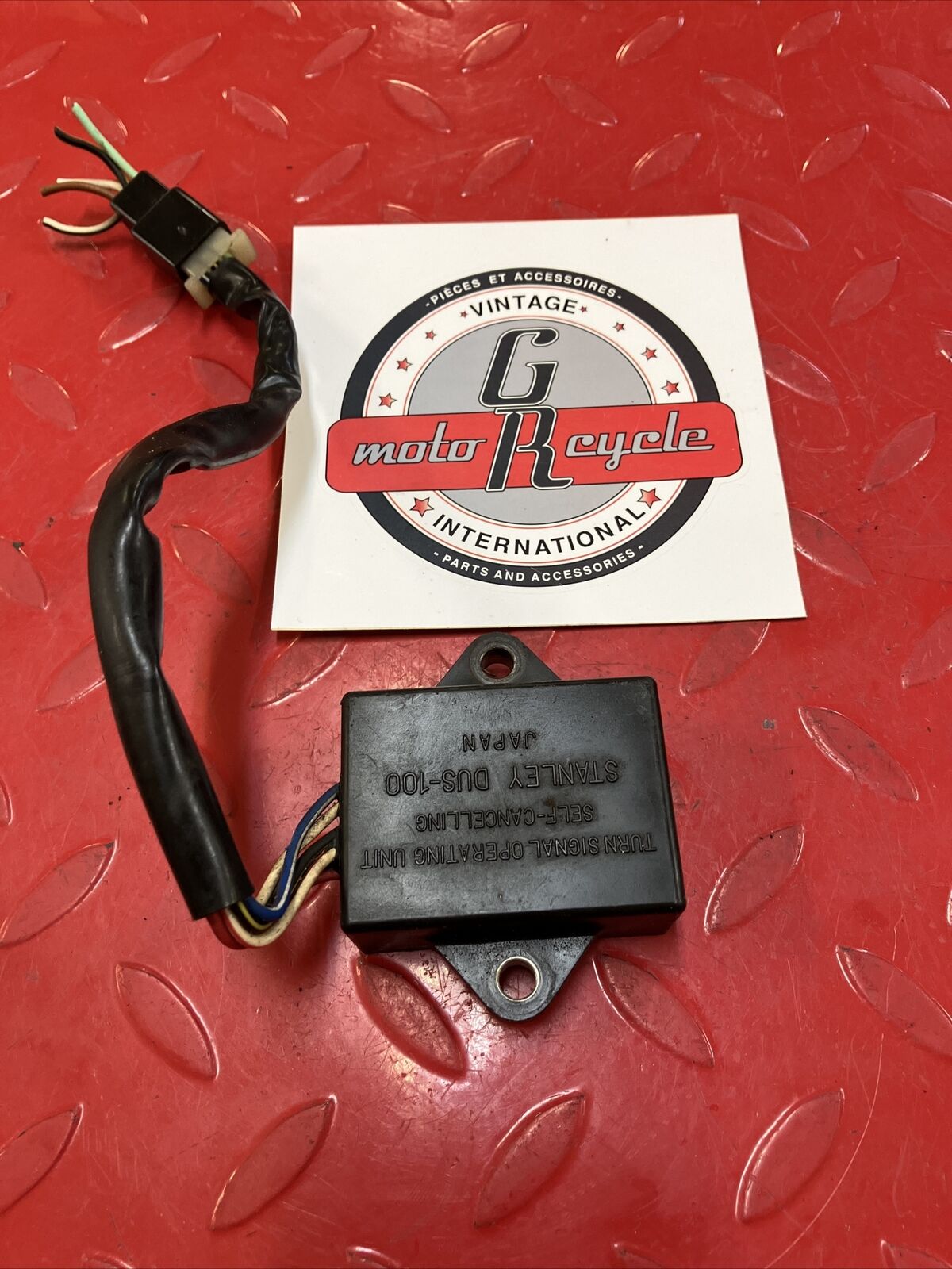 Kawasaki VN750 1986 Vulcan 750 turn signal flasher blinker operatio switch relay
