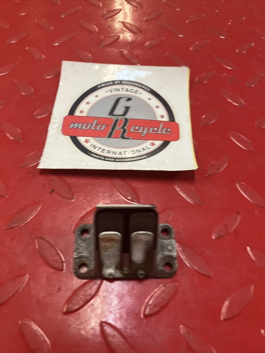 Suzuki RV90 1976 reed valve block cage