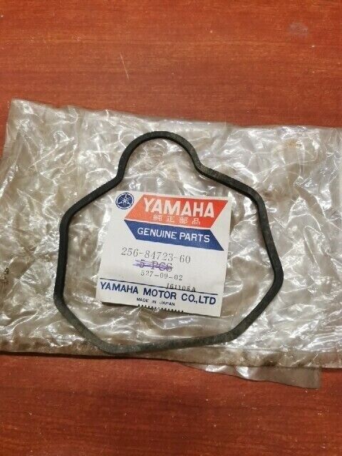 NOS Yamaha 1970 R5 TAIL LENS GASKET 256-84723-60-00 Y125