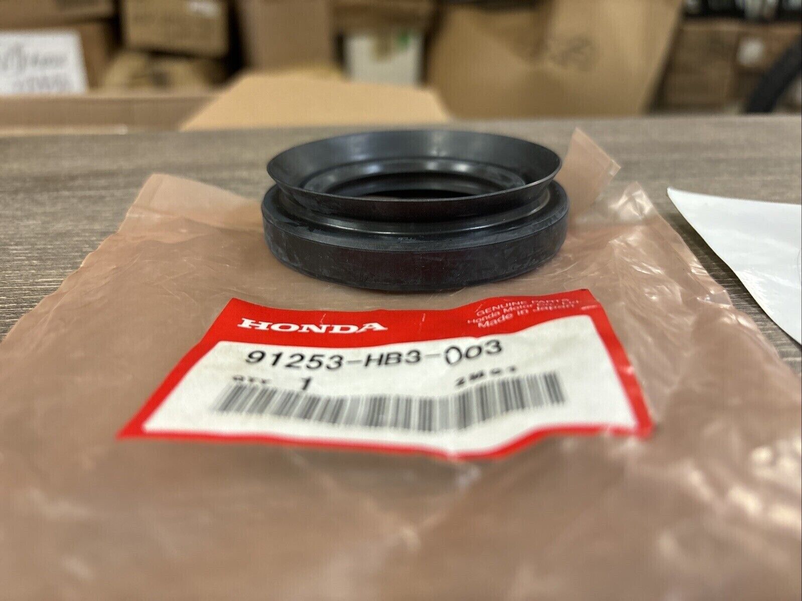 NOS Honda ATC125M TRX125 TRX200SX DUST SEAL 50.5X76X19 91253-HB3-003 H125