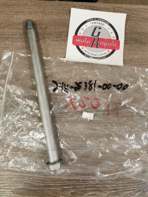 NOS YAMAHA YZ125L YZ125N 1984 1885 AXLE WHEEL 24X-25381-00-00 Y104
