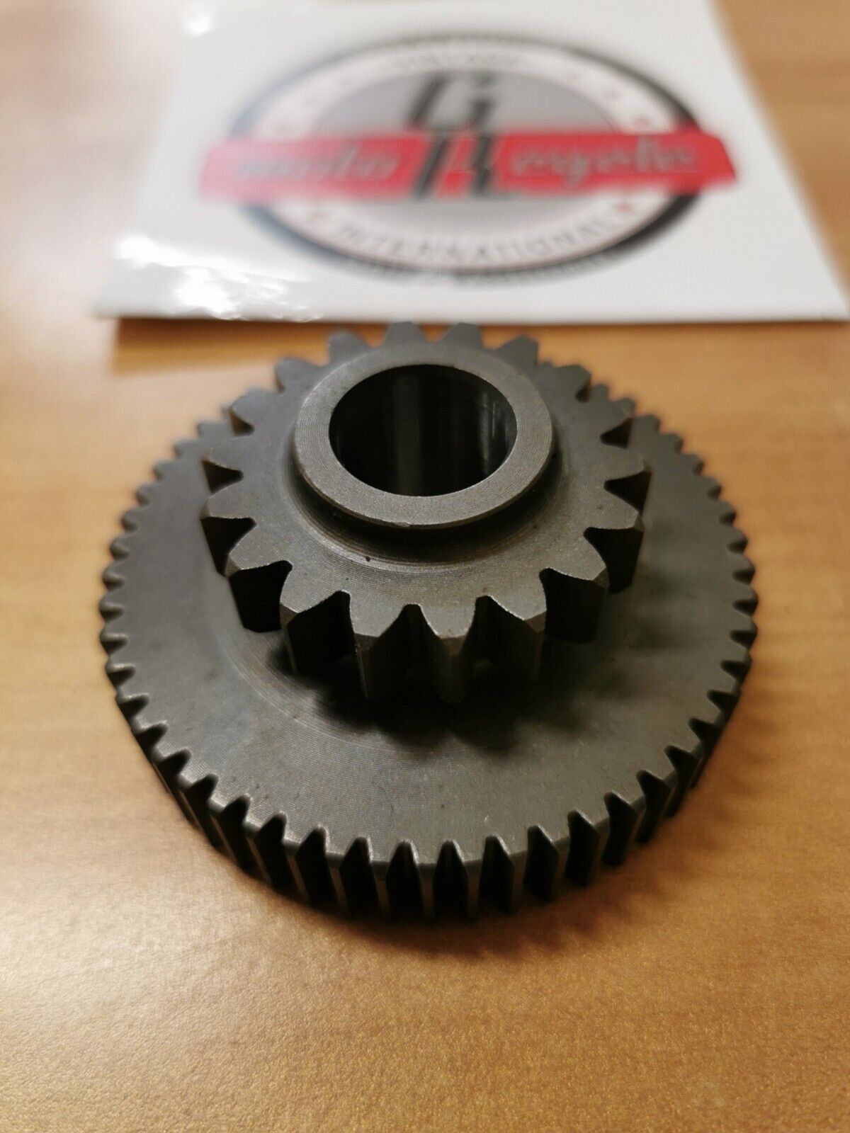 NOS YAMAHA YFM350 YFM400  1989 - 2013   IDLER GEAR 1UY-15512-00-00  Y43