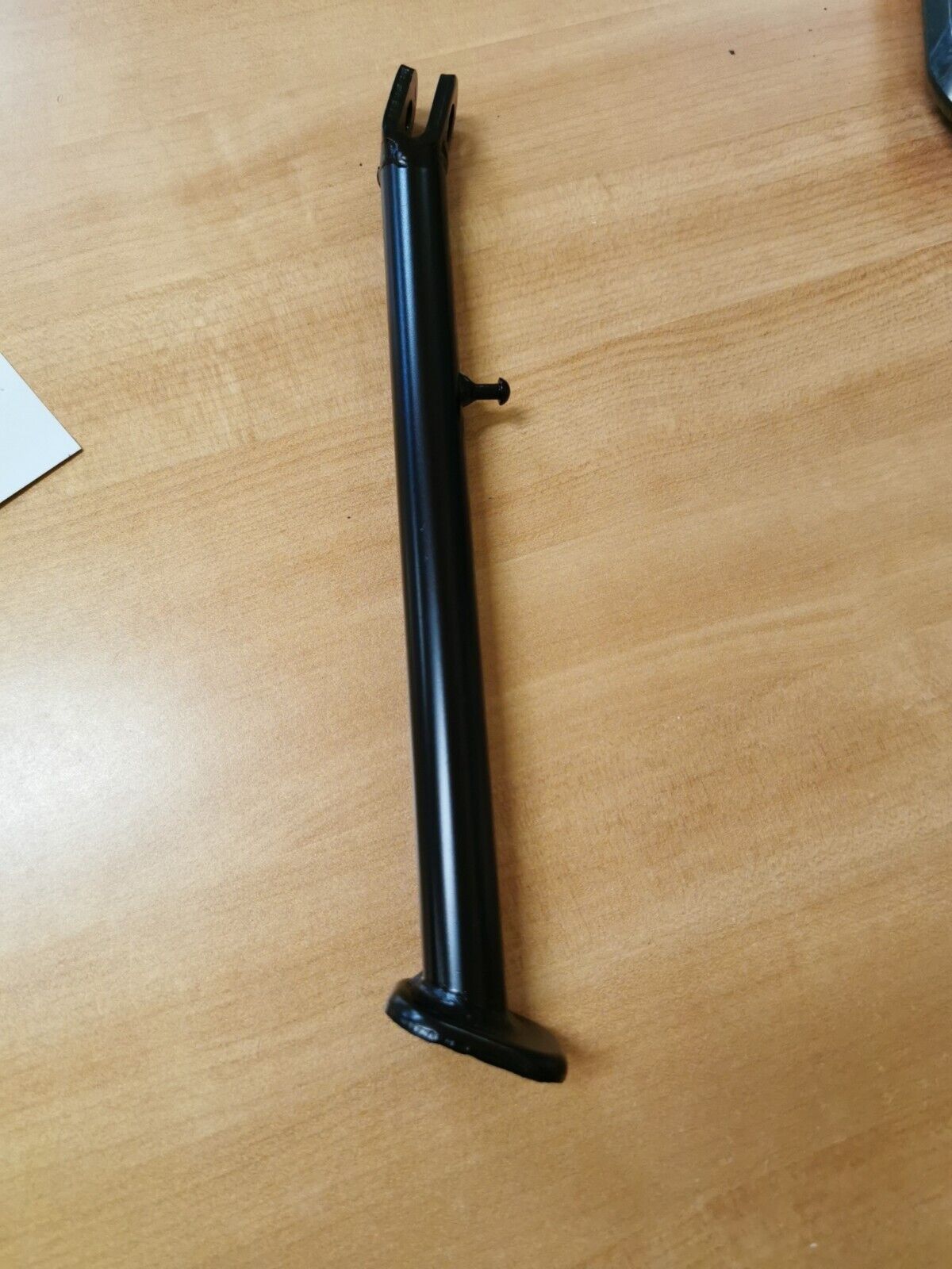 NOS  SUZUKI     DRZ125  2003 - 2021  STAND  42310-08G10  S10