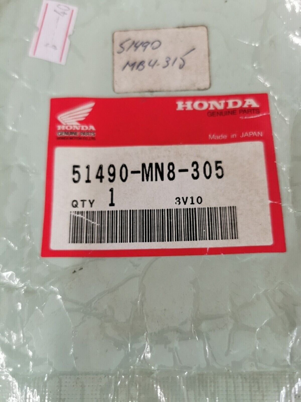 NOS HONDA CB750 VT1100C VTX1300 VTR1000F  FORK SEAL SET 51490-MN8-305 H46
