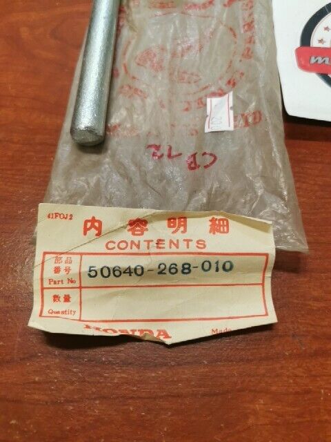 NOS Honda CB72 CB77 CP77 CYP77 LEFT STEP ARM 50640-268-010 H84
