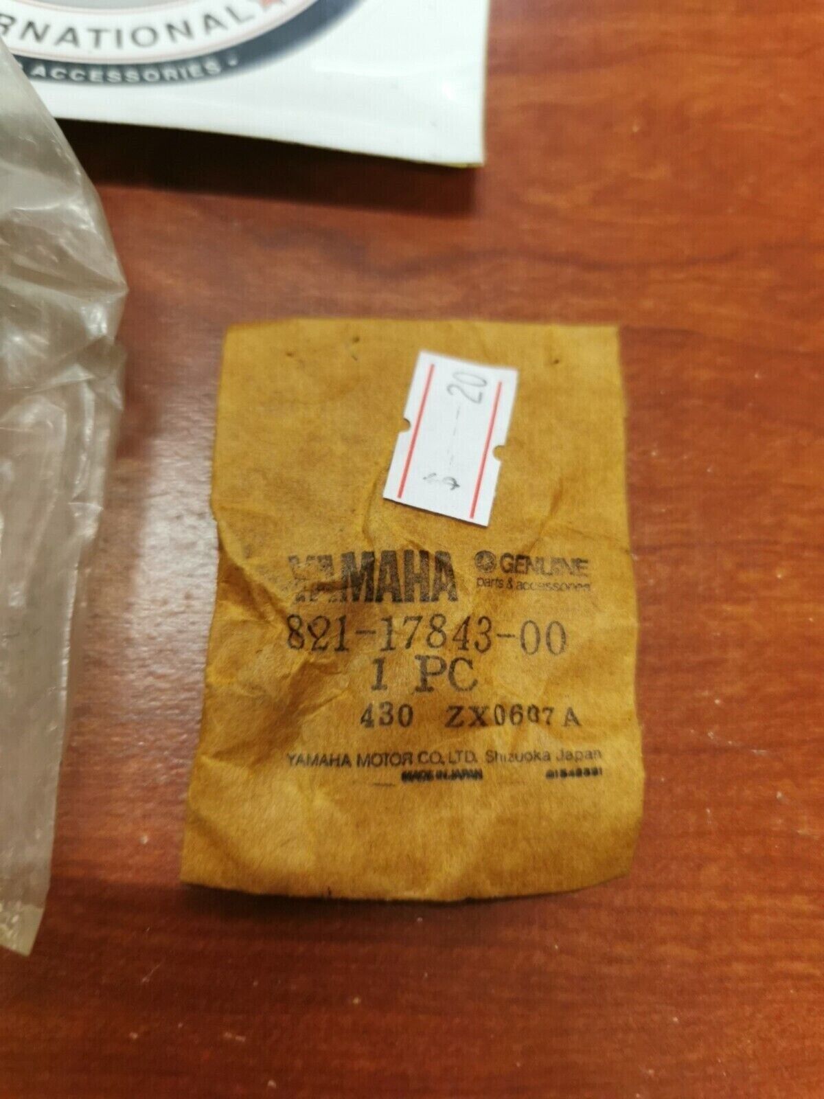 NOS Yamaha GP433 GP292 GP246 PZ480 DRIVEN GEAR OUTER BUSH 821-17843-00-00 Y92