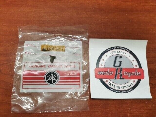 NOS Yamaha FLAT HEAD SCREW 92701-06012-00 SUB 98701-06012-00 98707-06012-00 Y129