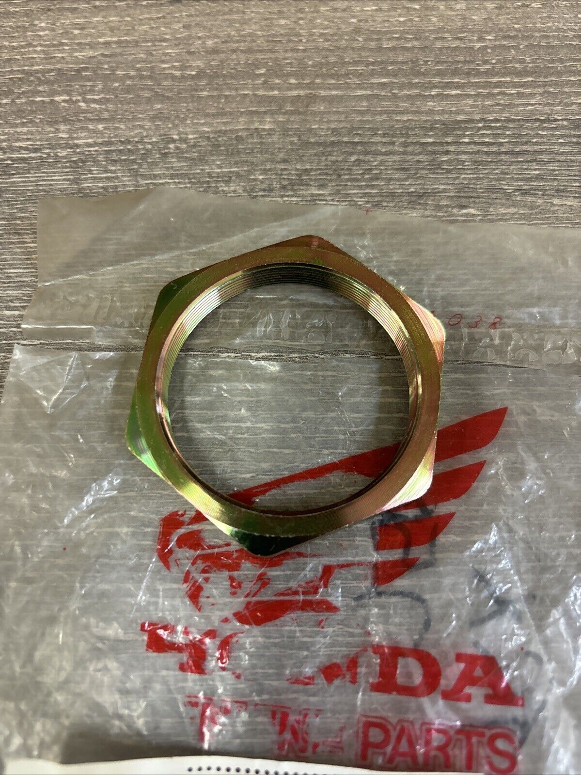 NOS Honda TRX250 R X TRX300EX TRX400EX REAR AXLE NUT A 90307-HB9-000 H134