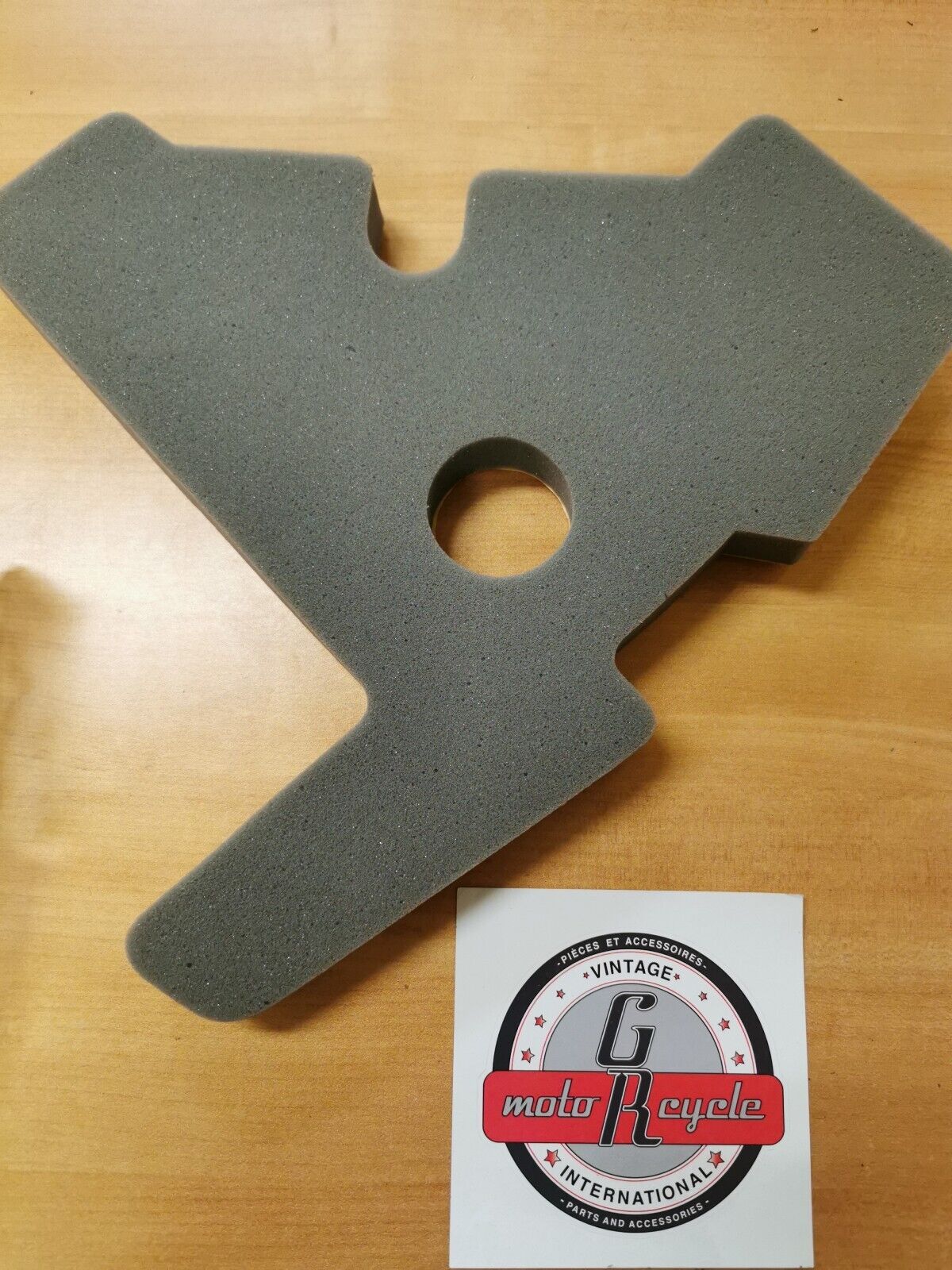 NOS YAMAHA VMAX500 1994 - 1996  LINING  SHROUD 4  8AB-77264-00-00  Y37