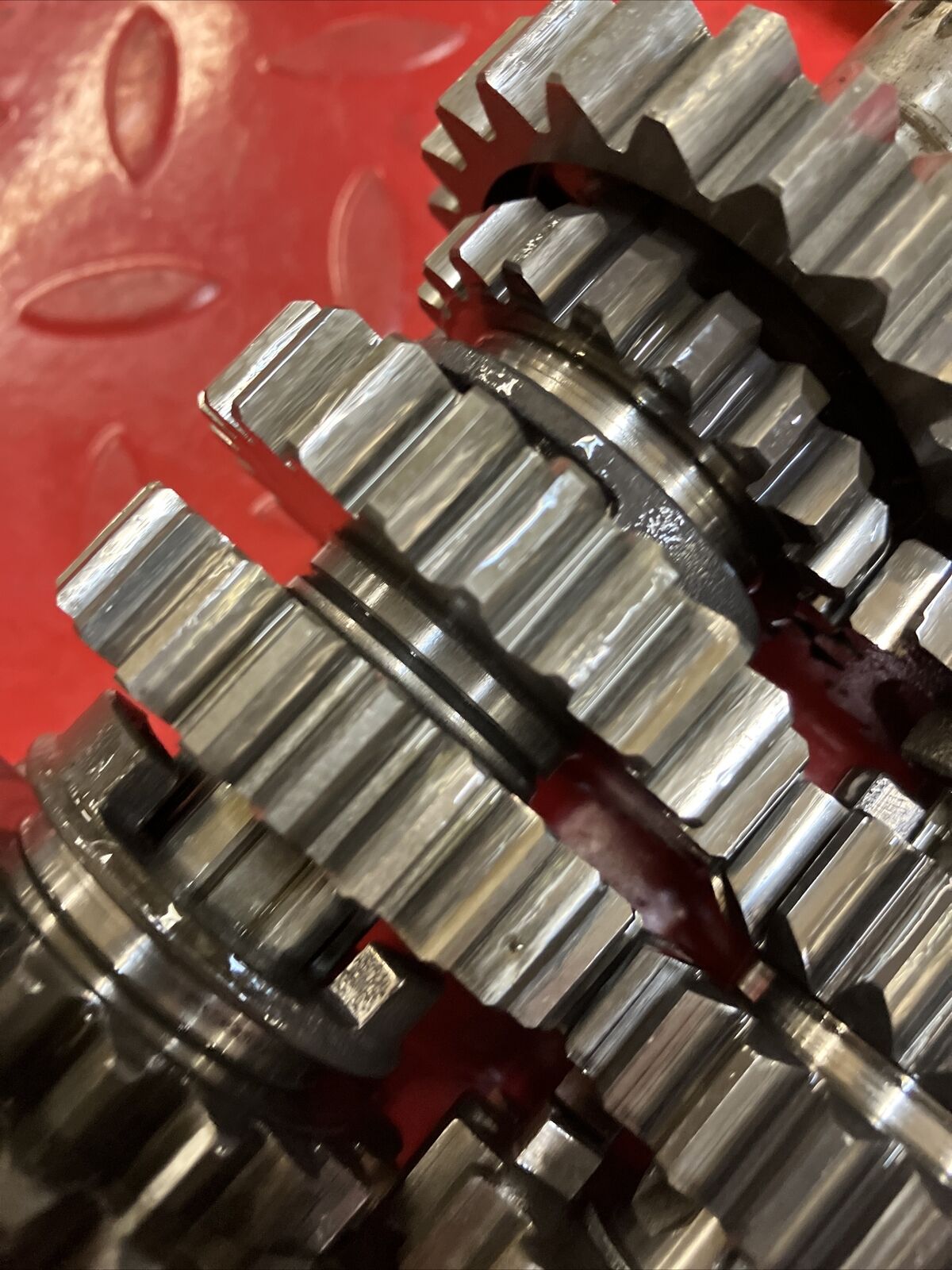 Suzuki RM125 1987 transmission mainshat countershaft gear