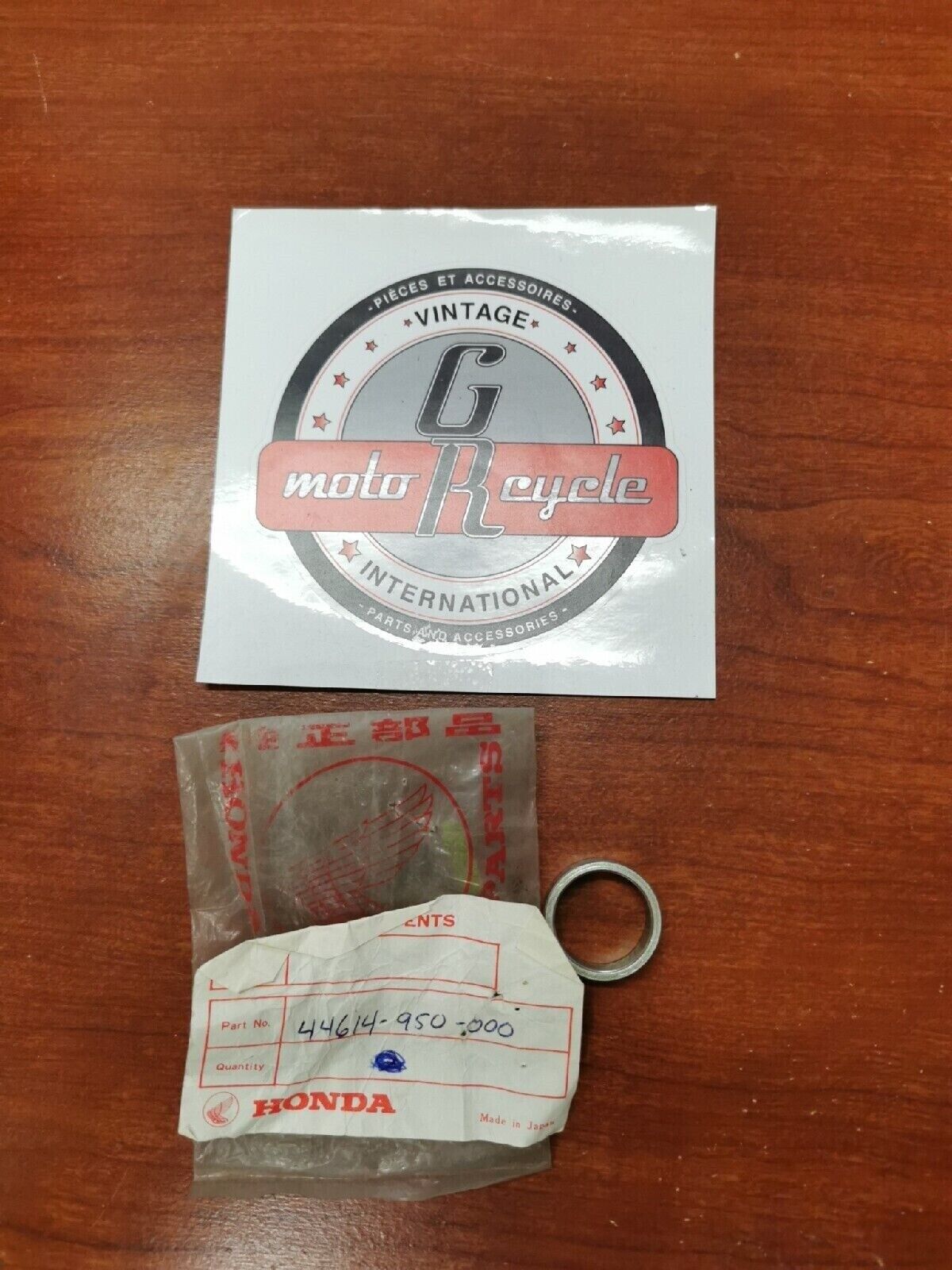 NOS Honda 1977 - 1984 FL250 FRONT WHEEL HUB BEARING COLLAR 44614-950-000 H36