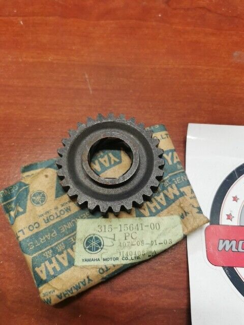 NOS Yamaha AT1 AT2 DT100 DT125 MX100 MX125 RT100 KICK GEAR 315-15641-00-00 Y124