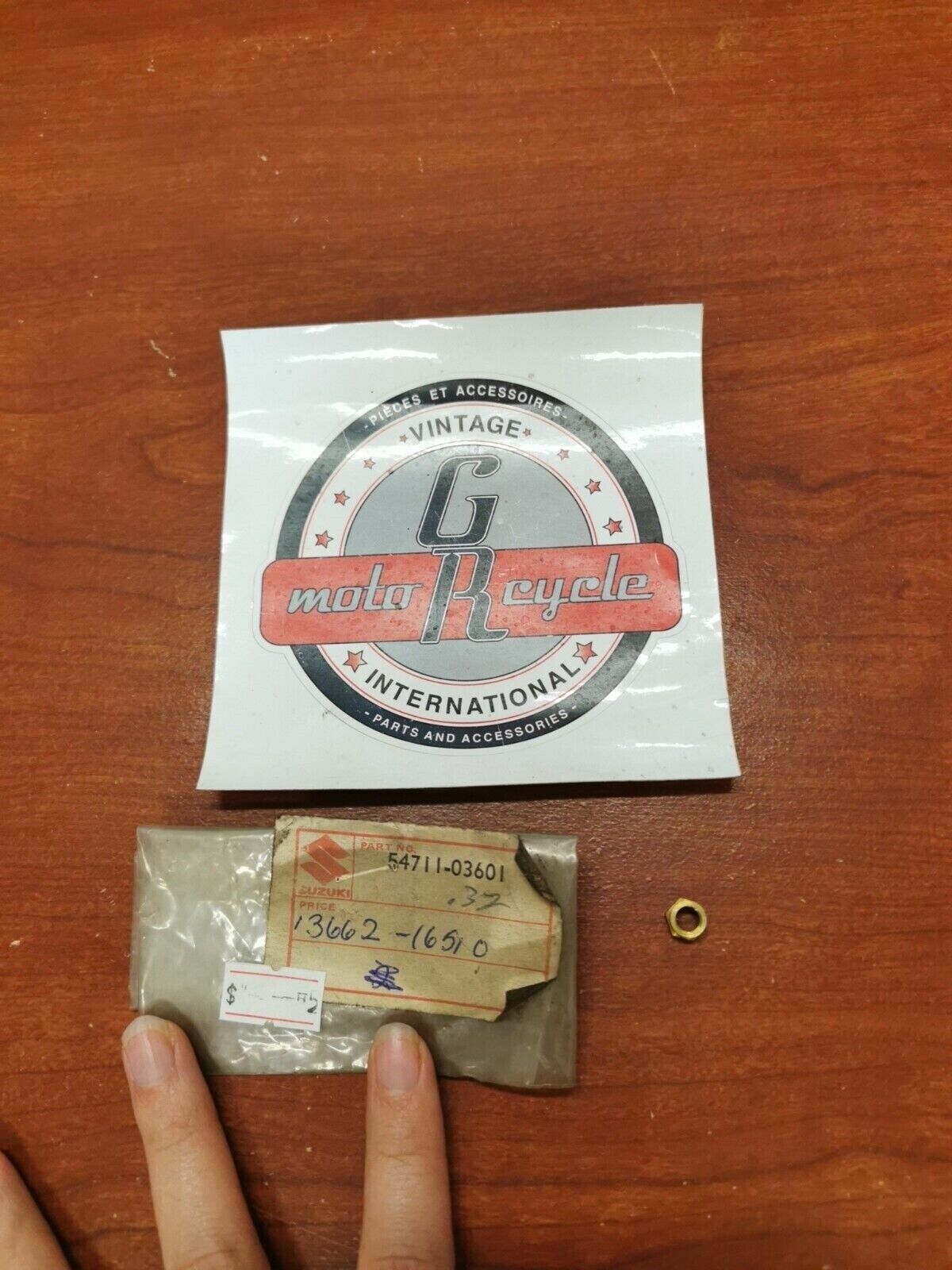 NOS Suzuki RM100 RM125 TM100 TM125 KICK STOP SCREW NUT 13662-16510 S20