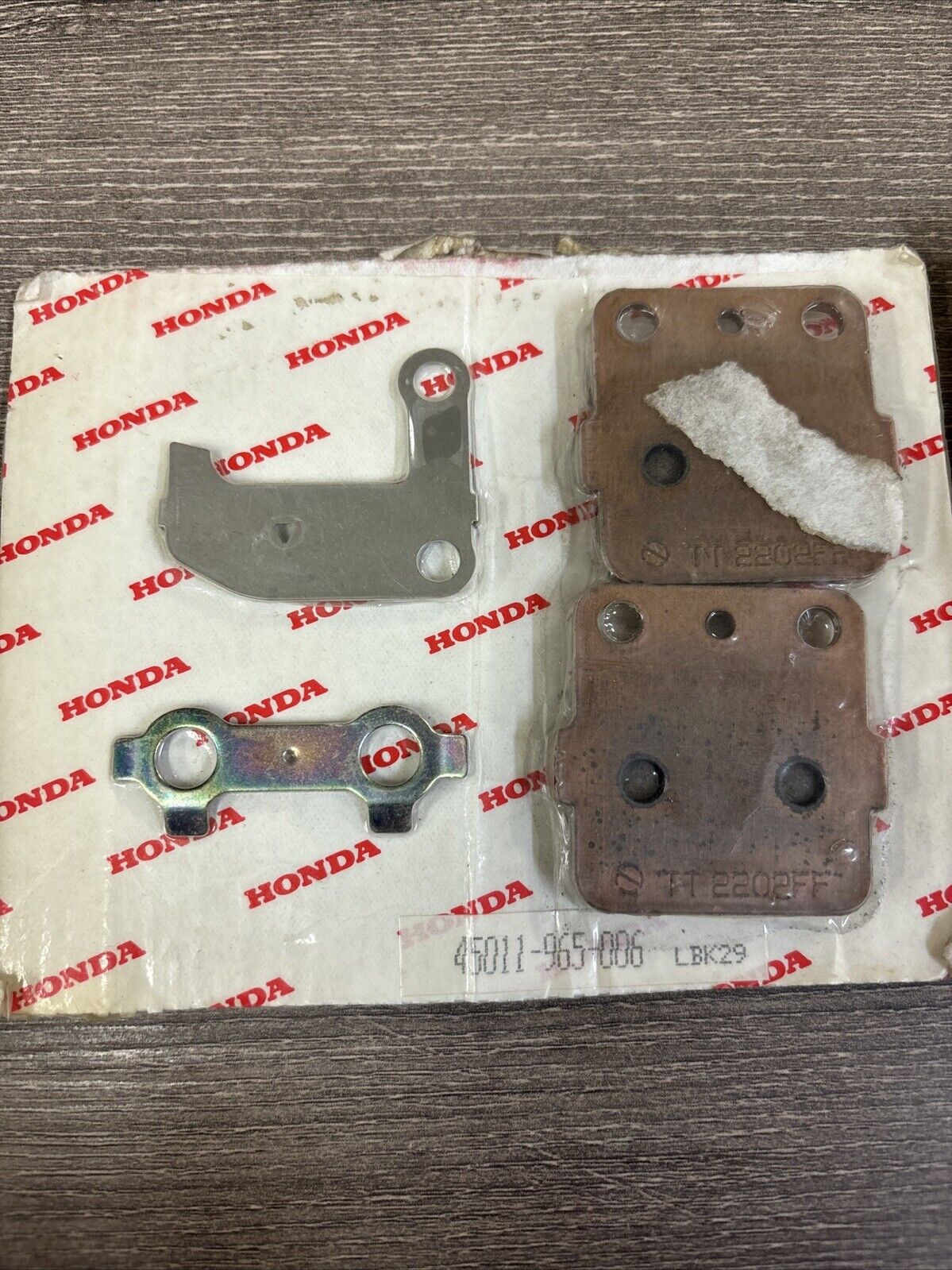 NOS Honda 1983 - 1985 ATC200X 1983 1984 ATC250R PAD SET 45011-965-006 H122
