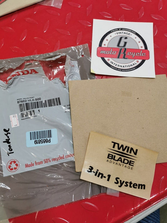 NOS Honda Mark, Sales Point 87602-VL0-S00 H10