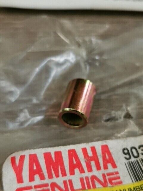 NOS YAMAHA XSR700 2018 - 2020 SX500R VT500XLD COLLAR 90387-06144-00 Y108