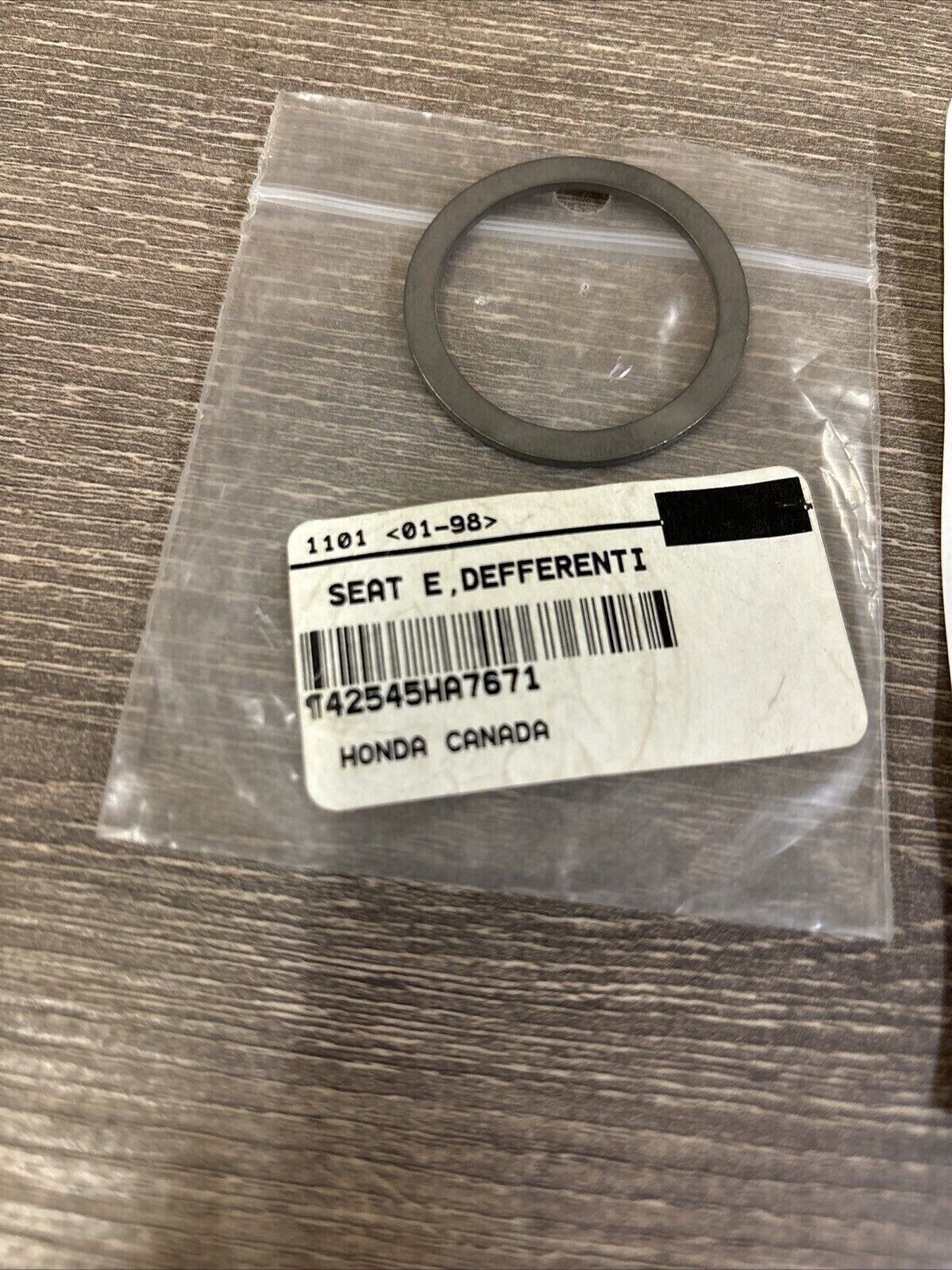 NOS Honda TRX300FW TRX350 DIFFERENTIAL CLUTCH SPRING SEAT E 42545-HA7-671 H122