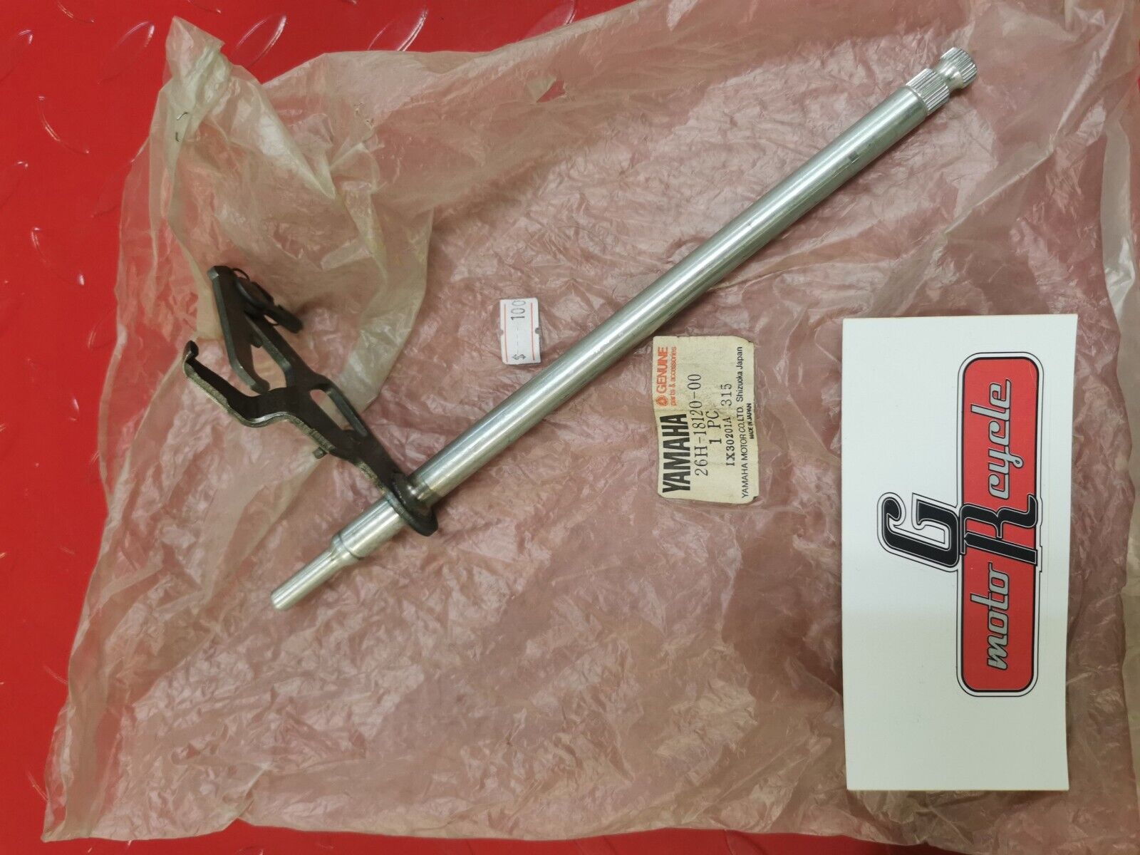 NOS Yamaha 1984 YAMAHA VENTURE XVZ12 XVZ13 OEM SHIFT SHAFT 26H-18120-00 Y15