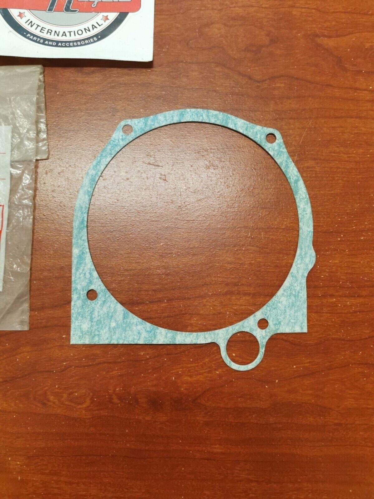 NOS Yamaha CRANKCASE COVER GASKET 1G8-15455-00-00 SUB. 1G8-15455-01-00 Y94