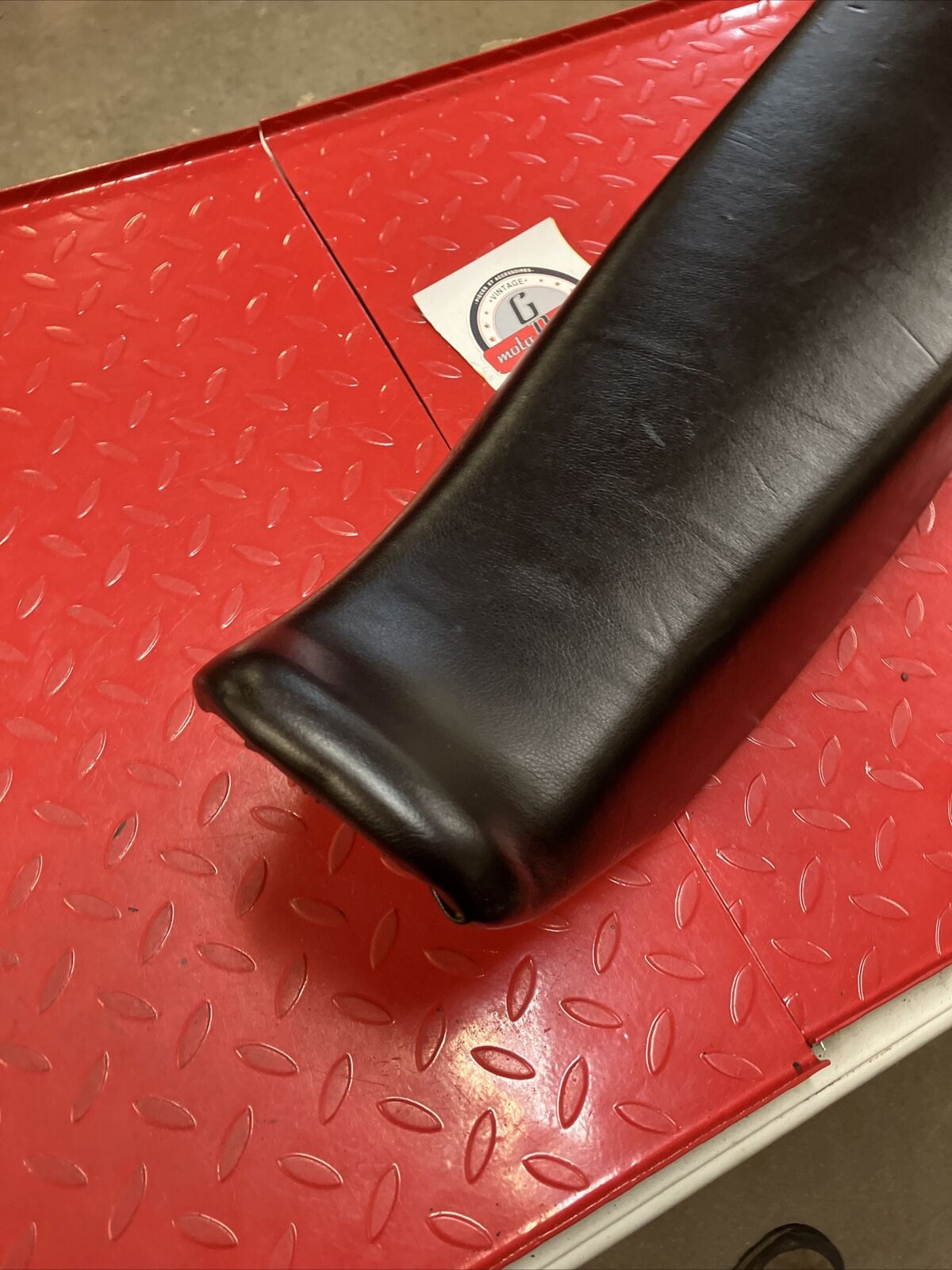 Honda CR250R 1986 seat saddle pan CR125R 3