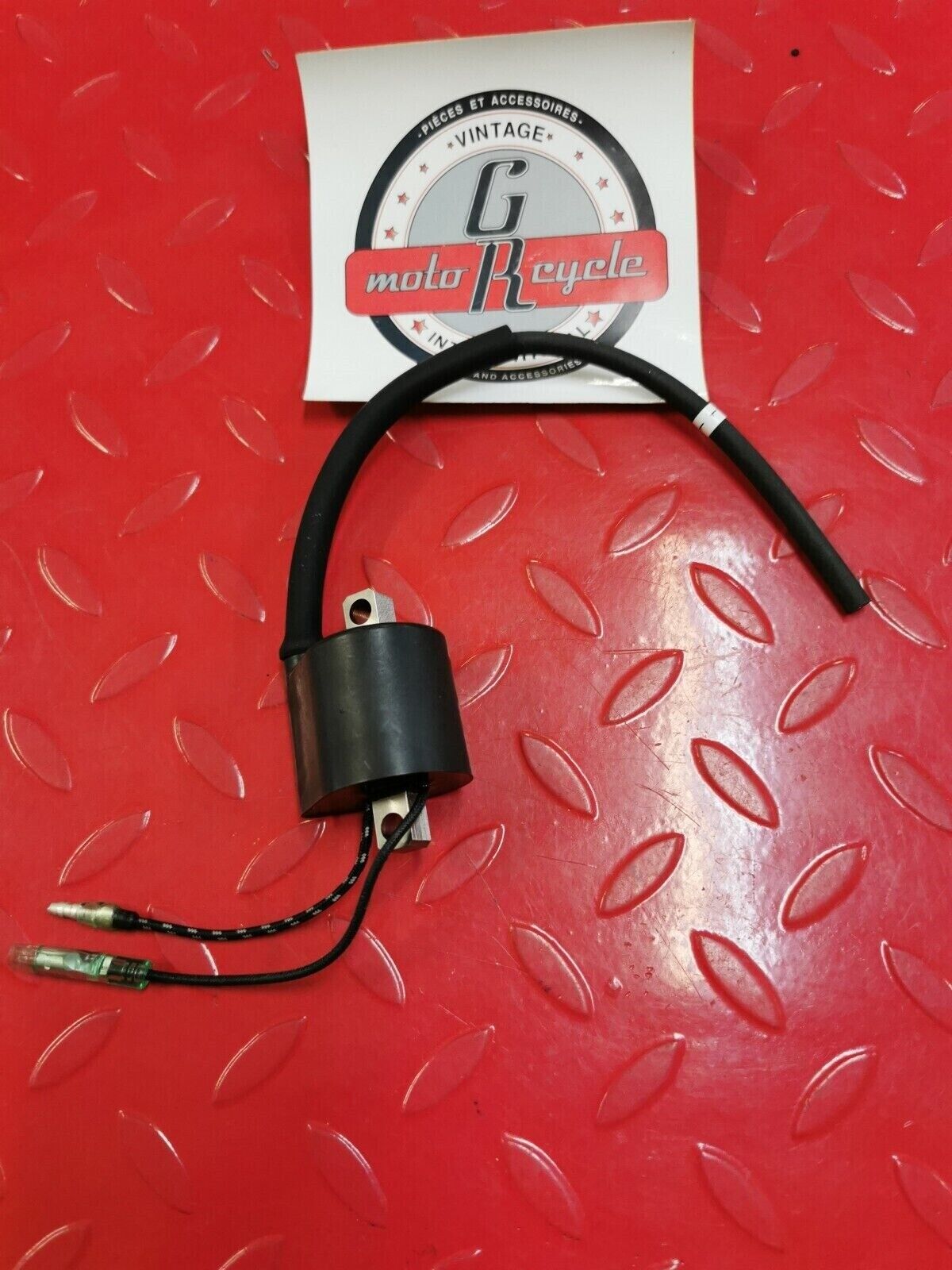 NOS Yamaha SX600 MM600 MM700 VX600 VT700 IGNITION COIL ASSY 8DM-82310-10-00 Y23