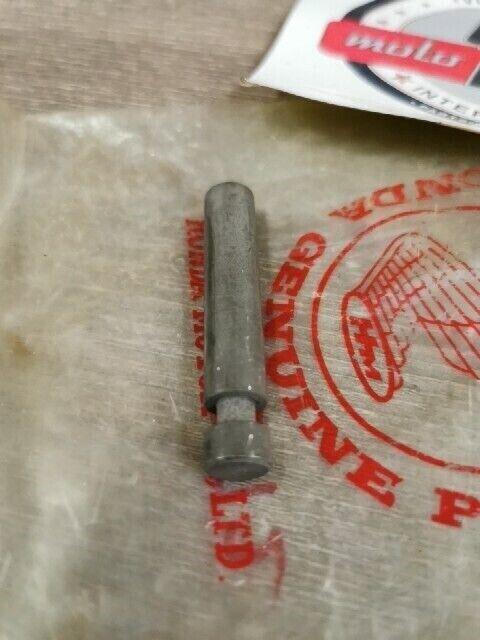 NOS HONDA CB350F CB400F 1972 - 1977 SHAFT GEAR 28106-333-000 H92