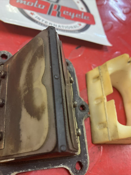 Honda CR250R 1988 Reed valve block cage