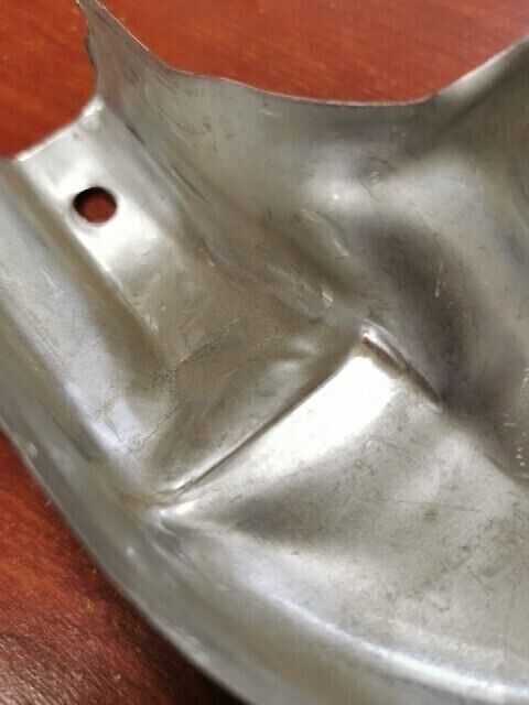 Honda FR700 RIGHT MUFFLER PROTECTOR 18315-728-000 H69