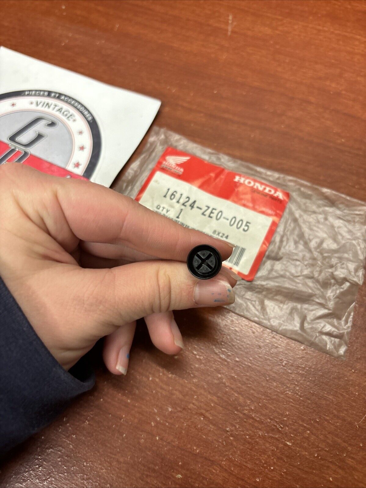NOS Honda G100 GX100 GX110 GX120 GX160 THROTTLE STOP SCREW 16124-ZE0-005 H184