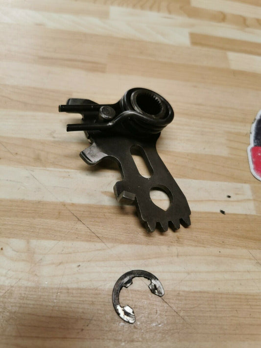 Yamaha DT250 1976 transmission gearshift gear shift shaft lever pawl