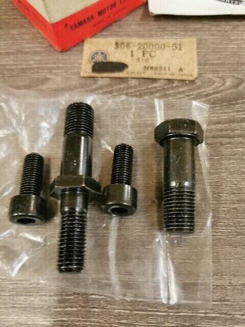 NOS YAMAHA TX750A RD350A TX750 XS2 CALIPER SEAL KIT 306-20000-51-00 Y114