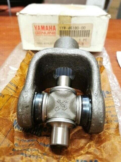 NOS Yamaha YFM350 REAR CROSS JOINT 1YW-46180-00-00 SUB. 1YW-46180-02-00 Y102