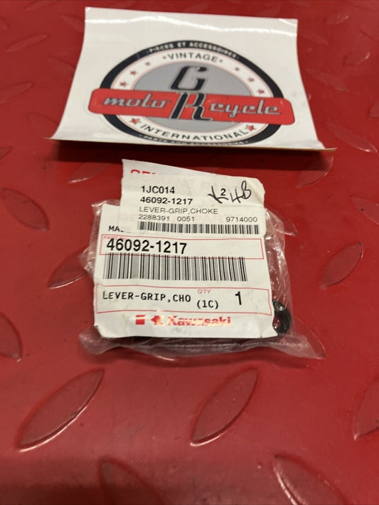 NOS KAWASAKI CHOKE LEVER GRIP 46092-1217 K15