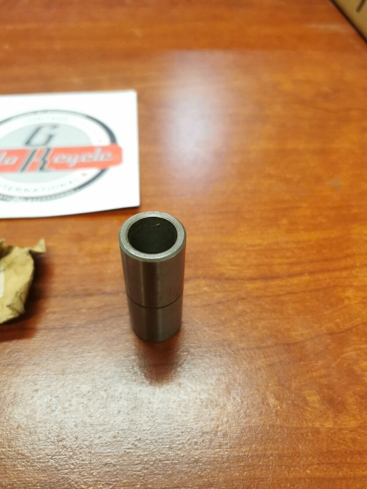 NOS Yamaha IT175F YZ125 SOLID BUSH 90380-16063-00 Y69