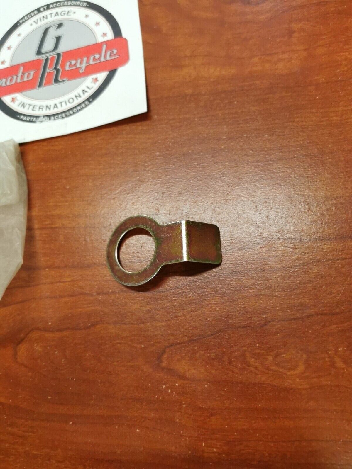 NOS Yamaha EX570 GUIDE PLATE 84M-47467-00-00 SUB. 87M-47467-00-00 Y70