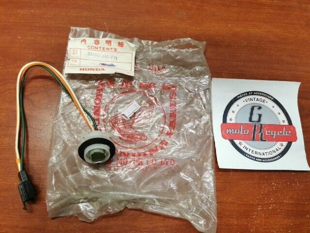 NOS Honda GL500I GL650I GL1100 A I LEFT TURN SIGNAL SOCKET 33455-463-771 H98