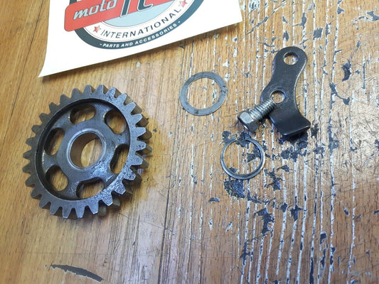 Suzuki RM250 1990 kickstarter kick starter idle gear guide RMX250 26232-40200