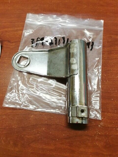 NOS Yamaha 1980 - 1981 XS400 UPPER COVER 2 3F9-23131-00-93 Y101