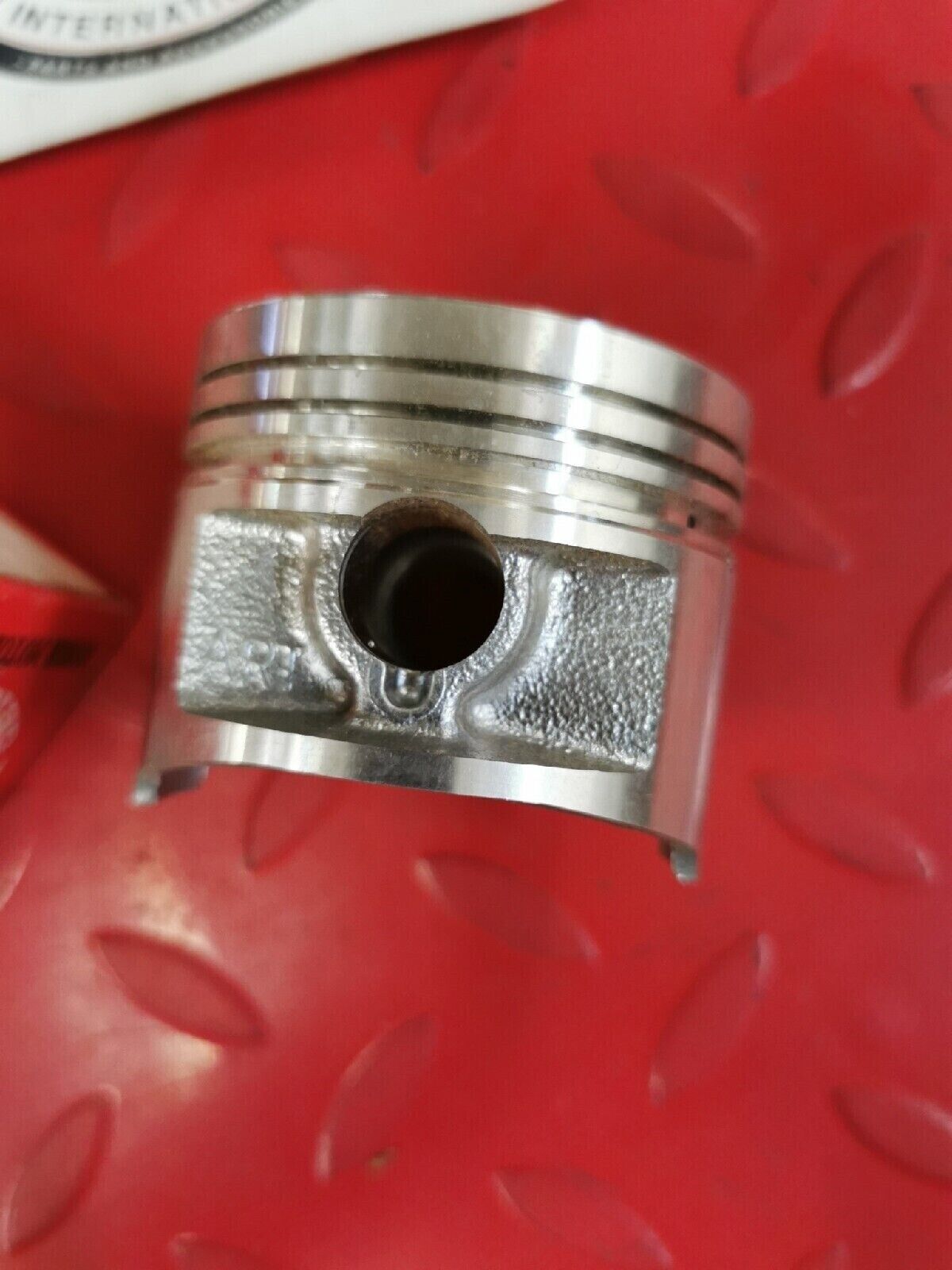NOS HONDA XL185 1979 - 1983 PISTON 0.50 13103-427-000 H40