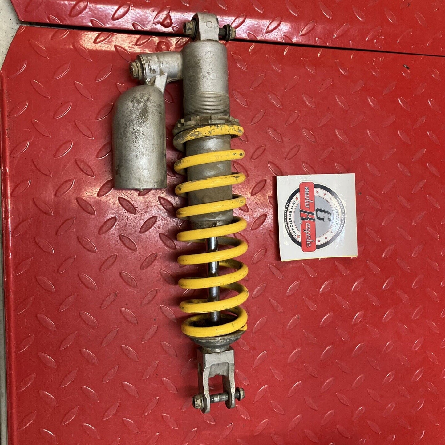 Suzuki RM125 1993 rear shock absorber suspension damper cushion