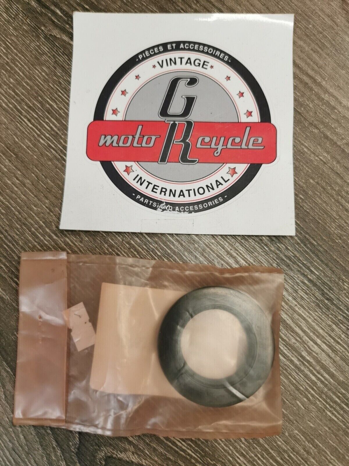NOS HONDA CB650 OIL SEAL 90753-283-000 H57