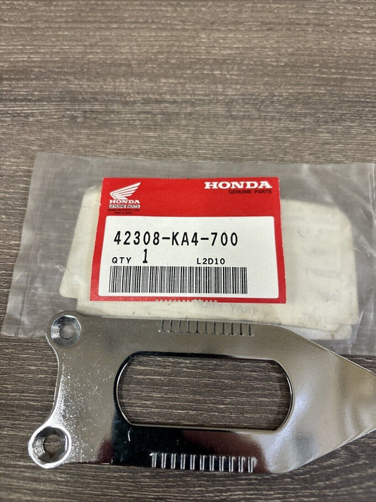 NOS Honda 82 CR125R CR250R CR480R REAR SWINGARM OUTER WASHER 42308-KA4-700 H124
