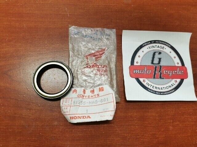NOS HONDA TRX350 TRX450 TRX500 OIL SEAL 91255-HA0-681 H24