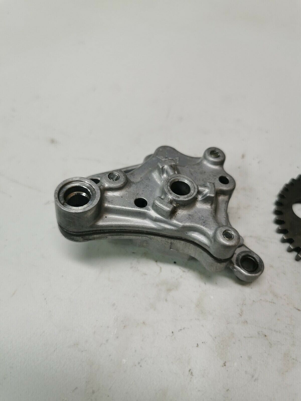Honda XR350R 1984 Oil pump XL350R 15100-KF0-010 15100-KG0-305
