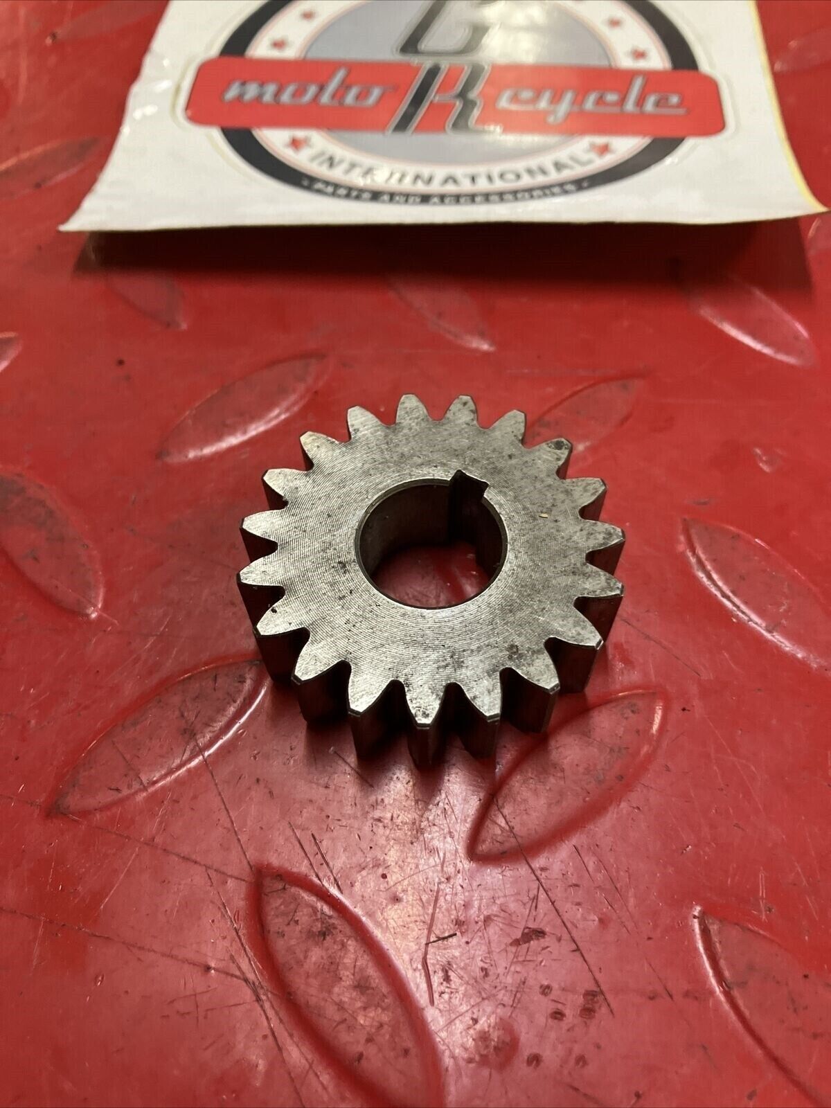 Kawasaki KX125 1983 crankshaft primary drive gear