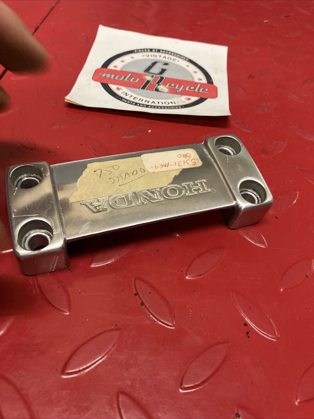 Honda VT700C VT750C 1983 1984 1985 upper handle holder handlebar clamp U3