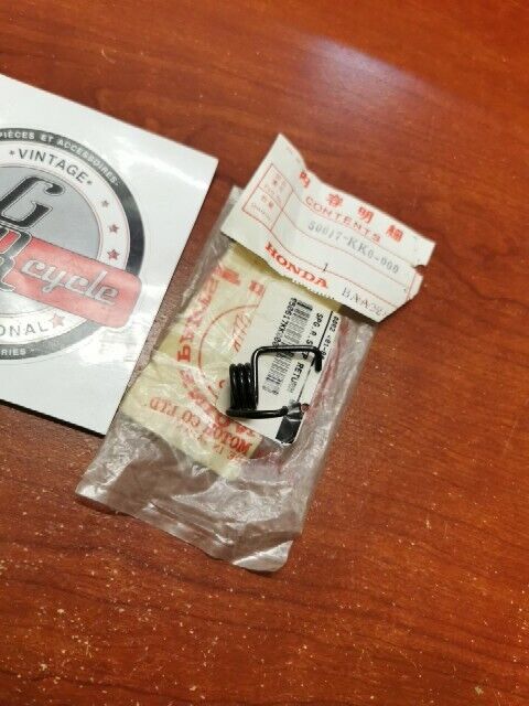 NOS Honda 1984 XL250R XR200R XR250R R. STEP RETURN SPRING 50617-KK0-000 H152