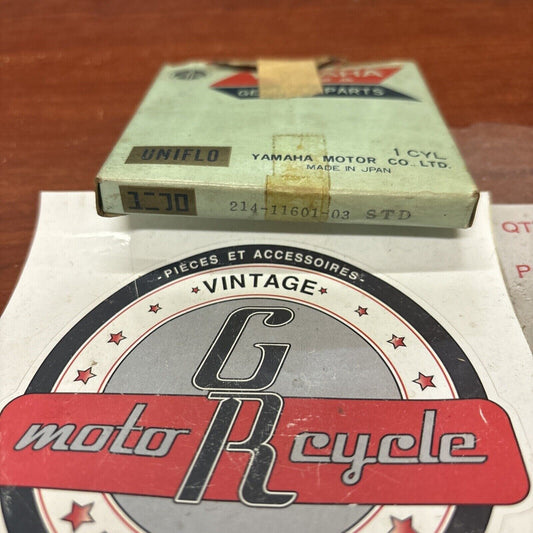 NOS Yamaha 1968 - 1971 DT1 PISTON RING STD 214-11601-03-00 Y174