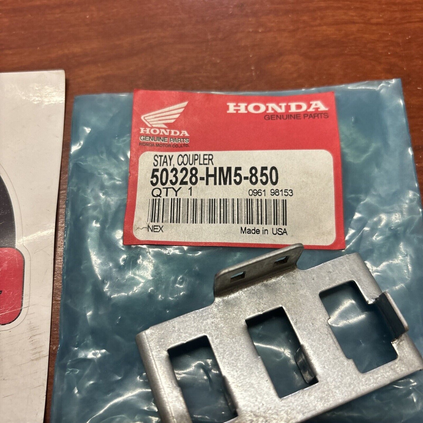 NOS Honda 1996 - 2000 TRX300 TRX300FW COUPLER STAY 50328-HM5-850 H150